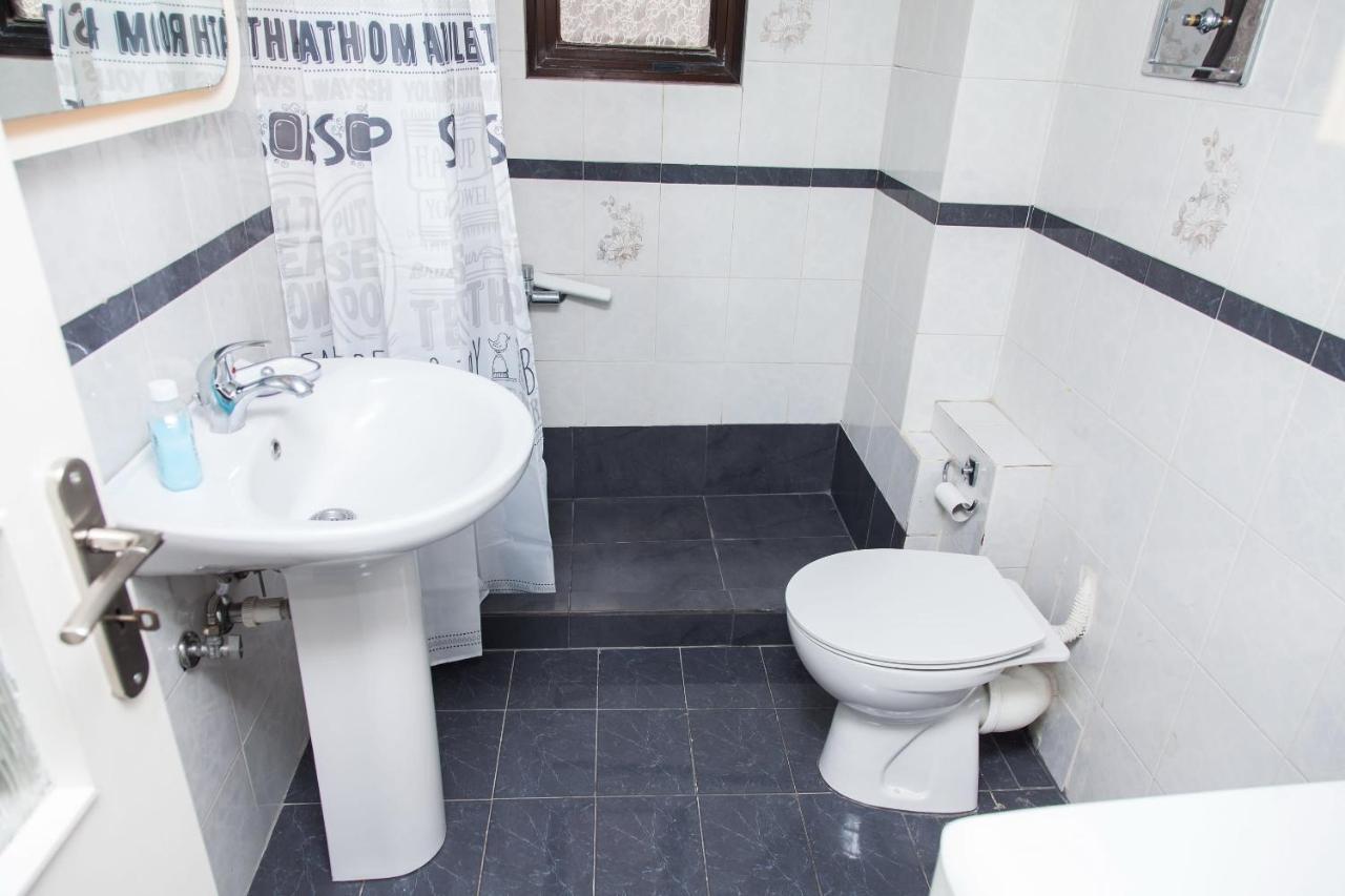 Modern Apt In Heart Of Paleo Faliro! Apartamento Atenas Exterior foto