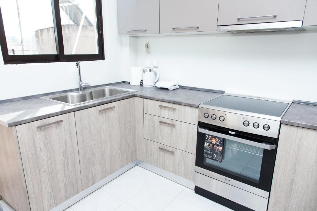 Modern Apt In Heart Of Paleo Faliro! Apartamento Atenas Exterior foto